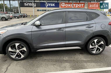 Позашляховик / Кросовер Hyundai Tucson 2018 в 