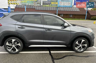 Позашляховик / Кросовер Hyundai Tucson 2018 в 