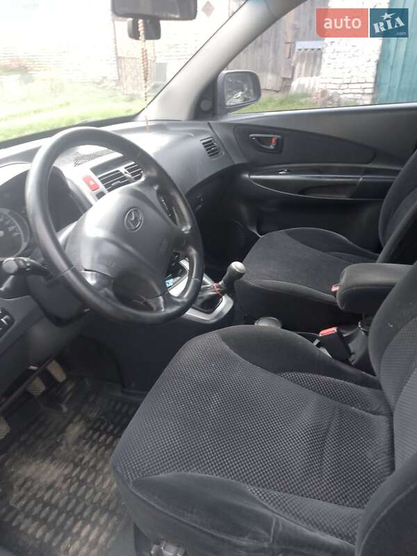 Позашляховик / Кросовер Hyundai Tucson 2008 в Львові фото 13 Позашляховик / Кросовер Hyundai Tucson 2008 в Львові