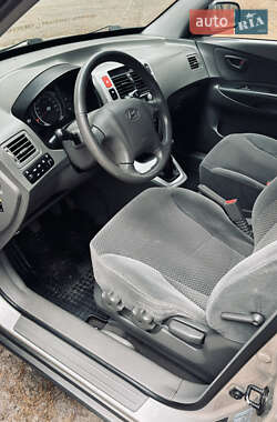 Внедорожник / Кроссовер Hyundai Tucson 2006 в 