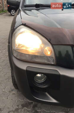 Внедорожник / Кроссовер Hyundai Tucson 2007 в 