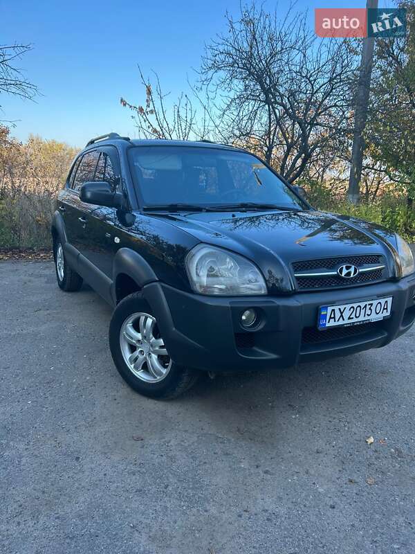 Внедорожник / Кроссовер Hyundai Tucson 2008 в Богодухове