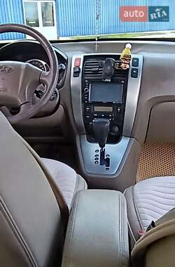 Позашляховик / Кросовер Hyundai Tucson 2008 в 