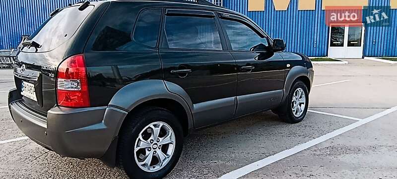 Позашляховик / Кросовер Hyundai Tucson 2008 в Одесі фото 29 Позашляховик / Кросовер Hyundai Tucson 2008 в Одесі