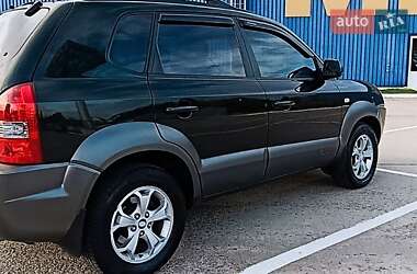 Позашляховик / Кросовер Hyundai Tucson 2008 в 