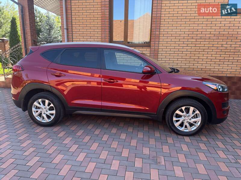 Внедорожник / Кроссовер Hyundai Tucson 2020 в Кривом Роге