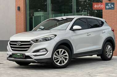 Позашляховик / Кросовер Hyundai Tucson 2016 в Києві