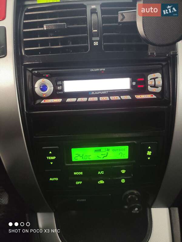 Внедорожник / Кроссовер Hyundai Tucson 2006 в Змиеве