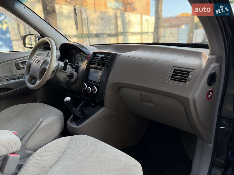 Позашляховик / Кросовер Hyundai Tucson 2005 в Львові