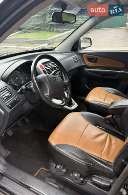 Позашляховик / Кросовер Hyundai Tucson 2006 в  фото 18 Позашляховик / Кросовер Hyundai Tucson 2006 в