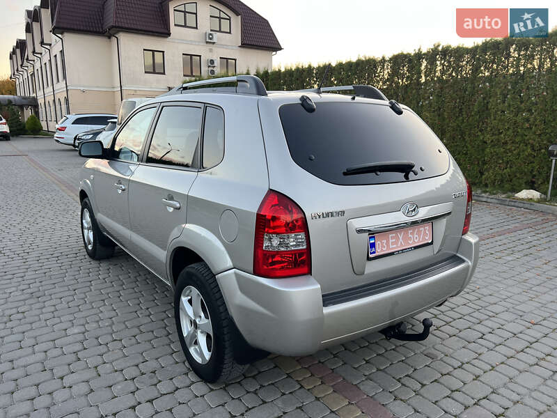 Позашляховик / Кросовер Hyundai Tucson 2008 в Дунаївцях фото 17 Позашляховик / Кросовер Hyundai Tucson 2008 в Дунаївцях