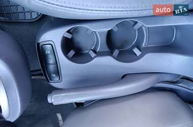 Внедорожник / Кроссовер Hyundai Tucson 2005 в  фото 16 Внедорожник / Кроссовер Hyundai Tucson 2005 в