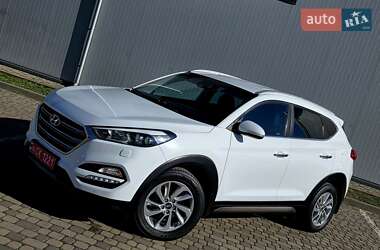 Позашляховик / Кросовер Hyundai Tucson 2016 в Івано-Франківську