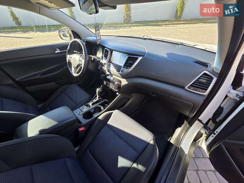 Внедорожник / Кроссовер Hyundai Tucson 2016 в Ивано-Франковске