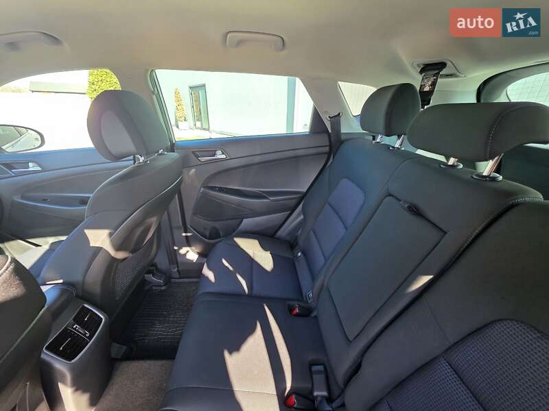 Внедорожник / Кроссовер Hyundai Tucson 2016 в Ивано-Франковске