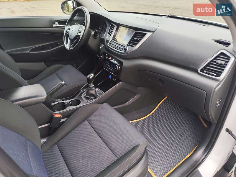 Внедорожник / Кроссовер Hyundai Tucson 2017 в Новоархангельске фото 29 Внедорожник / Кроссовер Hyundai Tucson 2017 в Новоархангельске