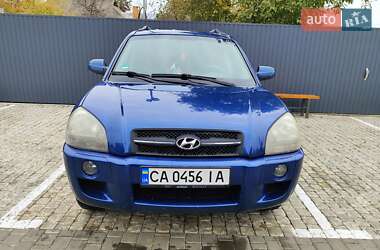 Позашляховик / Кросовер Hyundai Tucson 2004 в  фото 2 Позашляховик / Кросовер Hyundai Tucson 2004 в
