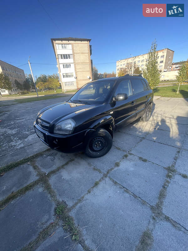 Позашляховик / Кросовер Hyundai Tucson 2008 в Славуті фото 12 Позашляховик / Кросовер Hyundai Tucson 2008 в Славуті