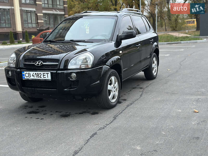 Внедорожник / Кроссовер Hyundai Tucson 2005 в Чернигове