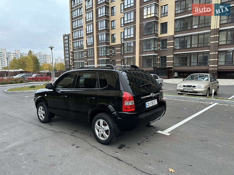 Внедорожник / Кроссовер Hyundai Tucson 2005 в Чернигове