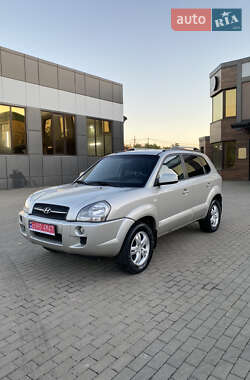 Внедорожник / Кроссовер Hyundai Tucson 2008 в Ровно