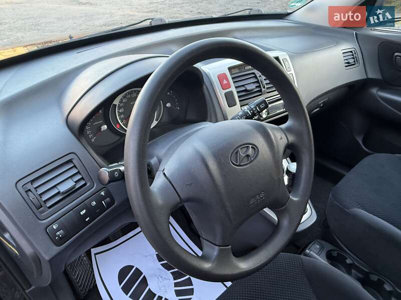 Позашляховик / Кросовер Hyundai Tucson 2009 в Гнівані