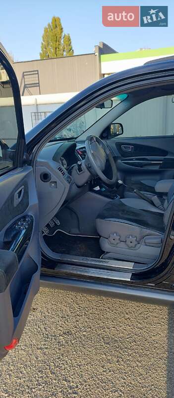 Внедорожник / Кроссовер Hyundai Tucson 2005 в Харькове фото 25 Внедорожник / Кроссовер Hyundai Tucson 2005 в Харькове