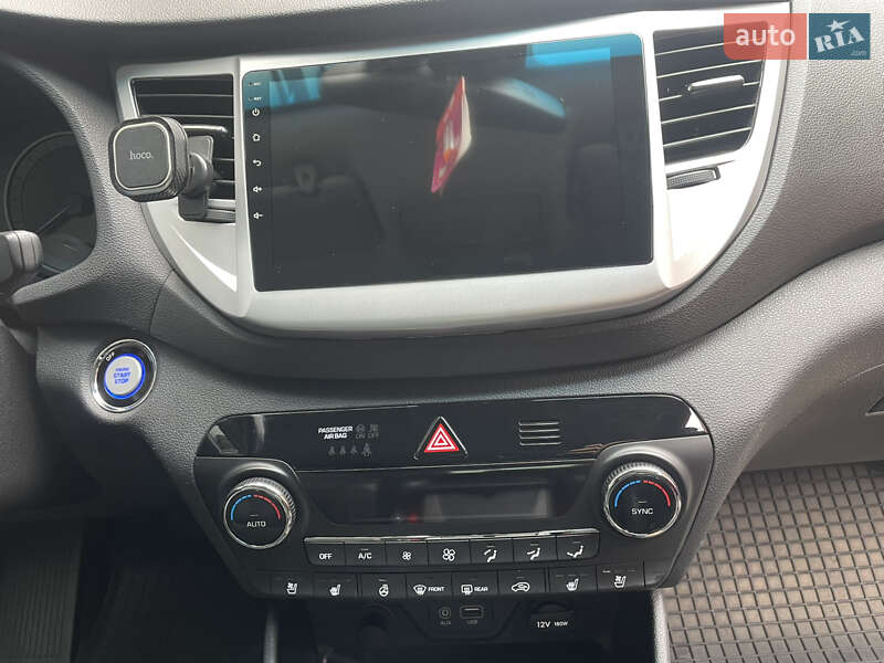 Внедорожник / Кроссовер Hyundai Tucson 2017 в Киеве