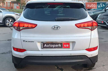 Внедорожник / Кроссовер Hyundai Tucson 2017 в 