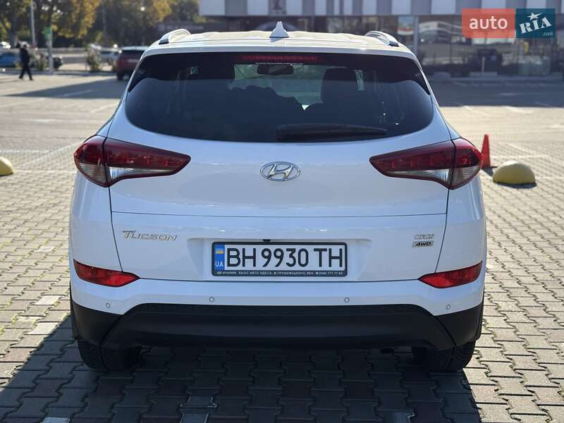 Внедорожник / Кроссовер Hyundai Tucson 2016 в Одессе