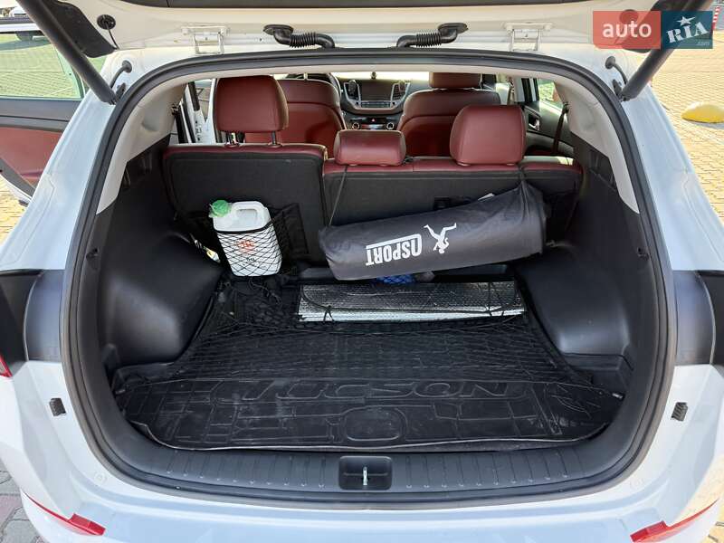 Внедорожник / Кроссовер Hyundai Tucson 2016 в Одессе