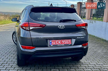 Внедорожник / Кроссовер Hyundai Tucson 2017 в 