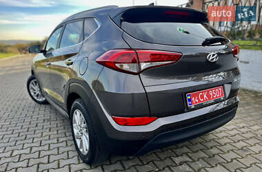 Внедорожник / Кроссовер Hyundai Tucson 2017 в 