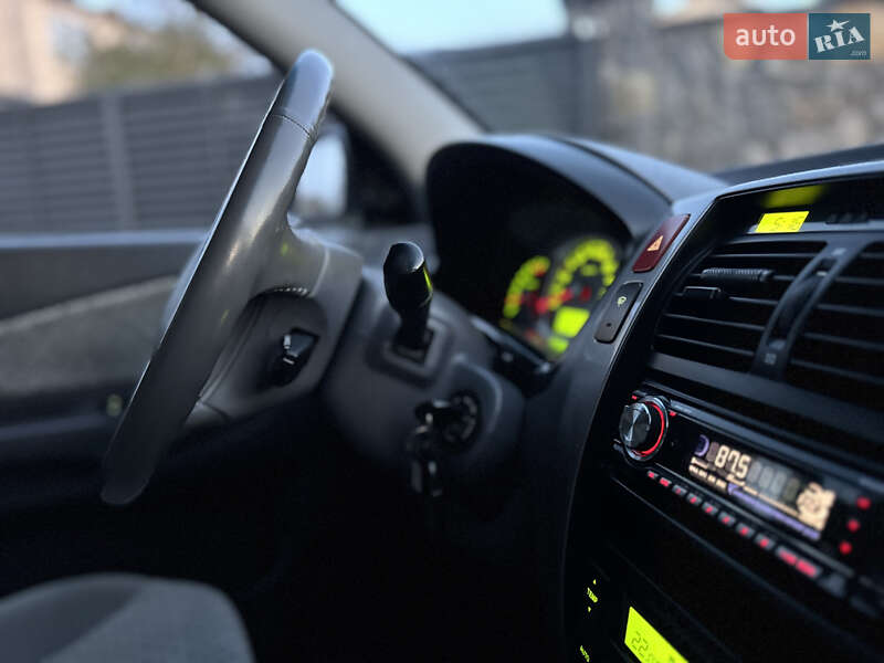 Внедорожник / Кроссовер Hyundai Tucson 2006 в Хмельницком фото 12 Внедорожник / Кроссовер Hyundai Tucson 2006 в Хмельницком
