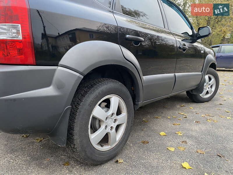 Внедорожник / Кроссовер Hyundai Tucson 2007 в Бердичеве фото 5 Внедорожник / Кроссовер Hyundai Tucson 2007 в Бердичеве