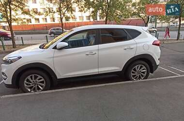 Внедорожник / Кроссовер Hyundai Tucson 2017 в Киеве