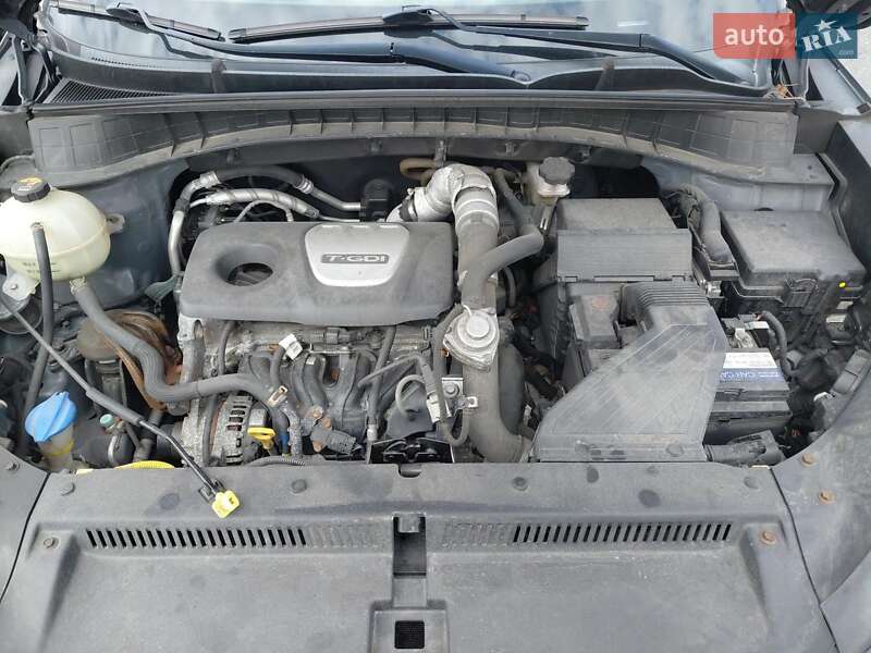 Позашляховик / Кросовер Hyundai Tucson 2015 в Полтаві