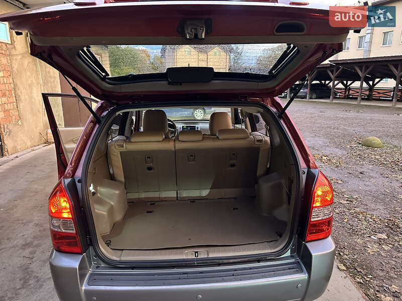 Внедорожник / Кроссовер Hyundai Tucson 2008 в Черновцах