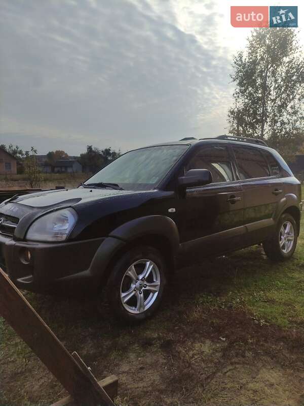 Внедорожник / Кроссовер Hyundai Tucson 2006 в Заречном