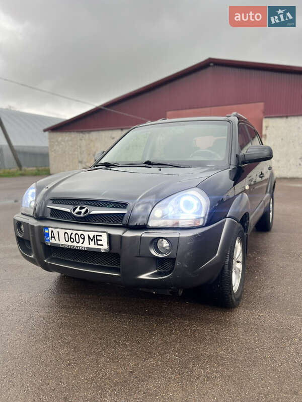 Внедорожник / Кроссовер Hyundai Tucson 2009 в Шостке фото 3 Внедорожник / Кроссовер Hyundai Tucson 2009 в Шостке