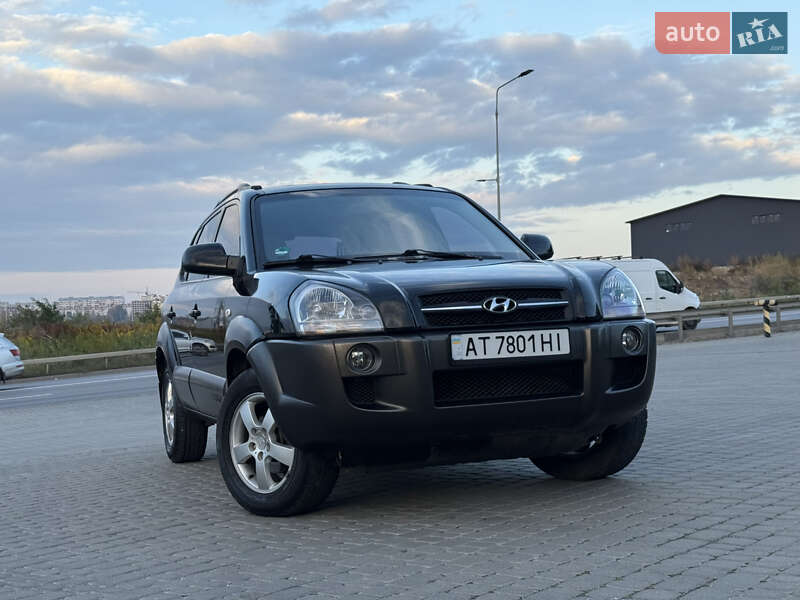 Внедорожник / Кроссовер Hyundai Tucson 2004 в Тернополе фото 4 Внедорожник / Кроссовер Hyundai Tucson 2004 в Тернополе