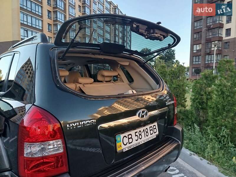 Позашляховик / Кросовер Hyundai Tucson 2007 в Чернігові фото 32 Позашляховик / Кросовер Hyundai Tucson 2007 в Чернігові