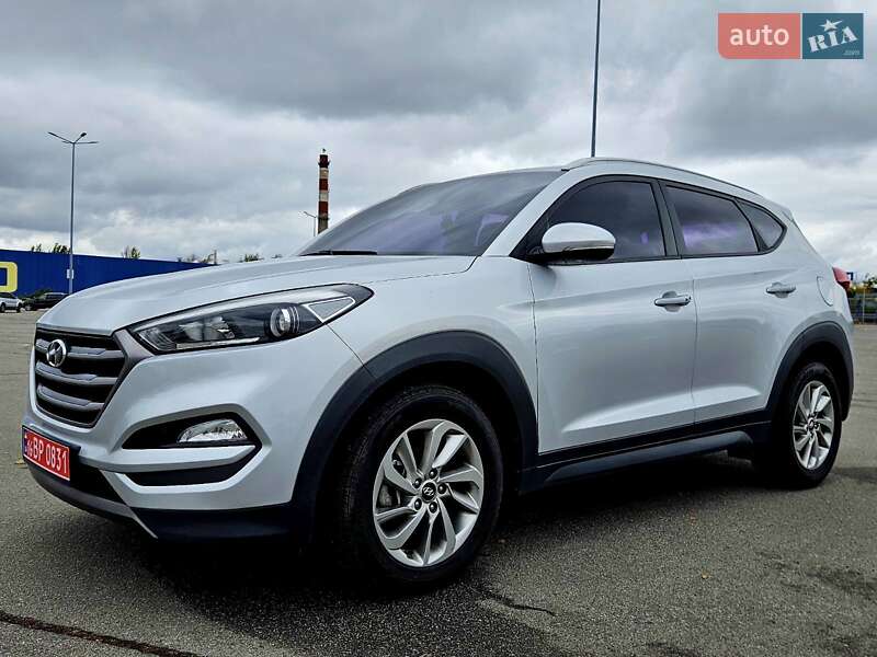Позашляховик / Кросовер Hyundai Tucson 2015 в Дніпрі