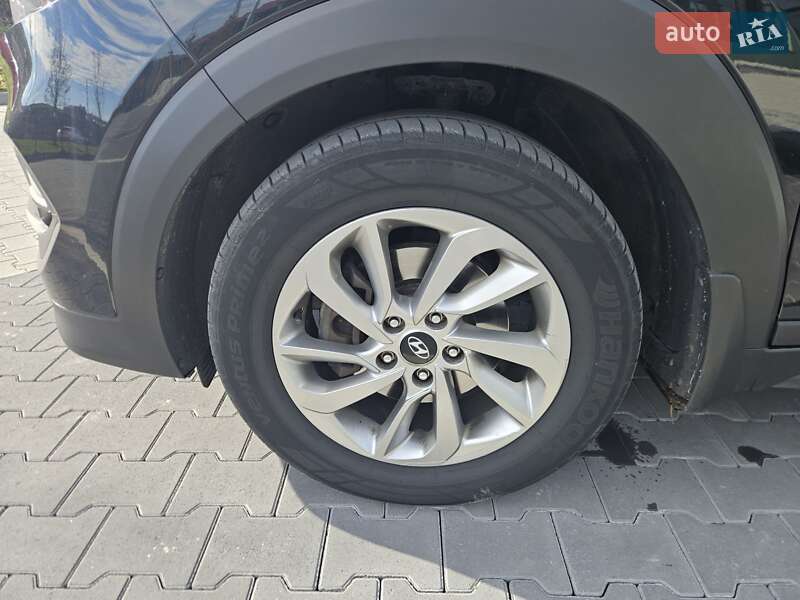 Внедорожник / Кроссовер Hyundai Tucson 2017 в Ирпене