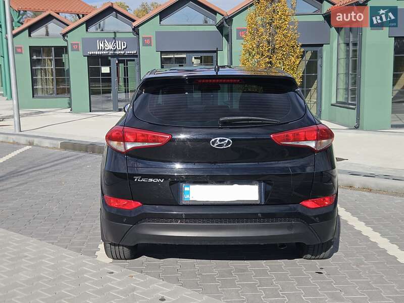 Внедорожник / Кроссовер Hyundai Tucson 2017 в Ирпене