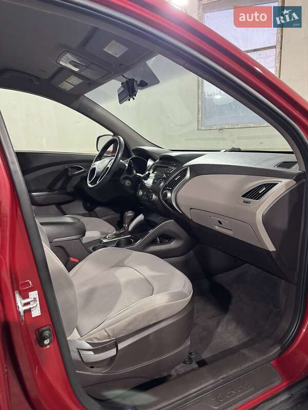 Внедорожник / Кроссовер Hyundai Tucson 2015 в Белой Церкви