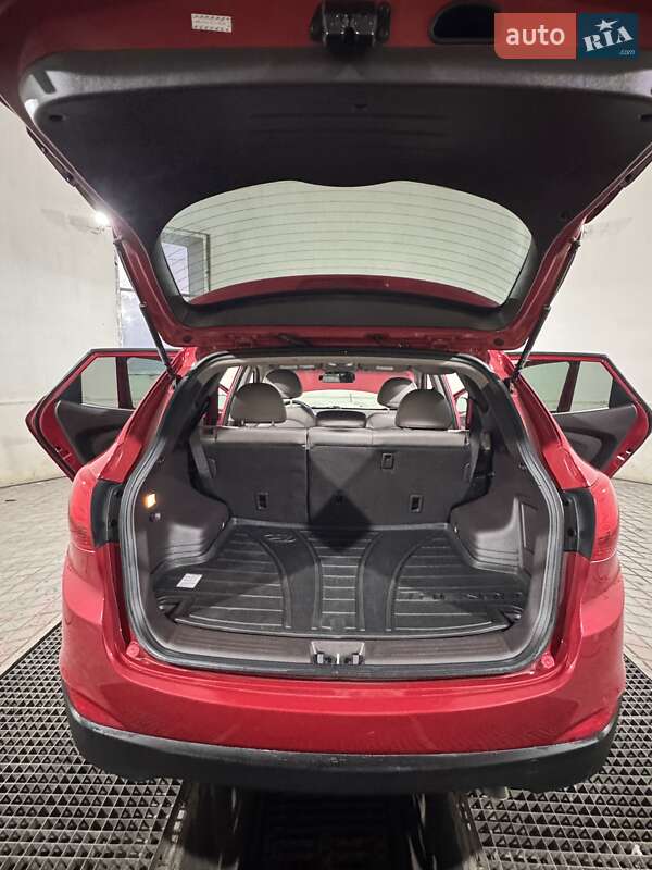 Внедорожник / Кроссовер Hyundai Tucson 2015 в Белой Церкви