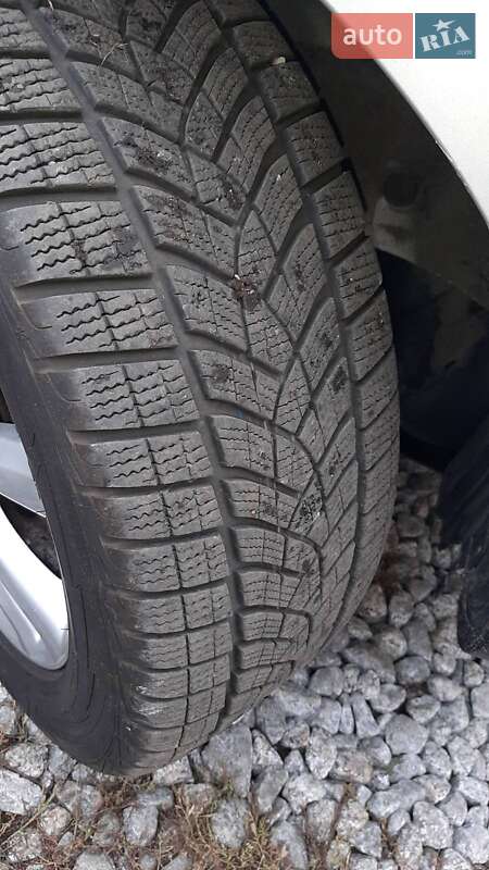 Позашляховик / Кросовер Hyundai Tucson 2010 в Києві фото 12 Позашляховик / Кросовер Hyundai Tucson 2010 в Києві