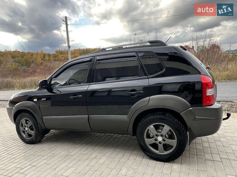 Позашляховик / Кросовер Hyundai Tucson 2006 в Тернополі фото 11 Позашляховик / Кросовер Hyundai Tucson 2006 в Тернополі
