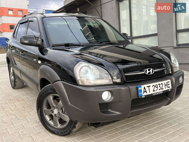 Позашляховик / Кросовер Hyundai Tucson 2006 в Тернополі фото 23 Позашляховик / Кросовер Hyundai Tucson 2006 в Тернополі